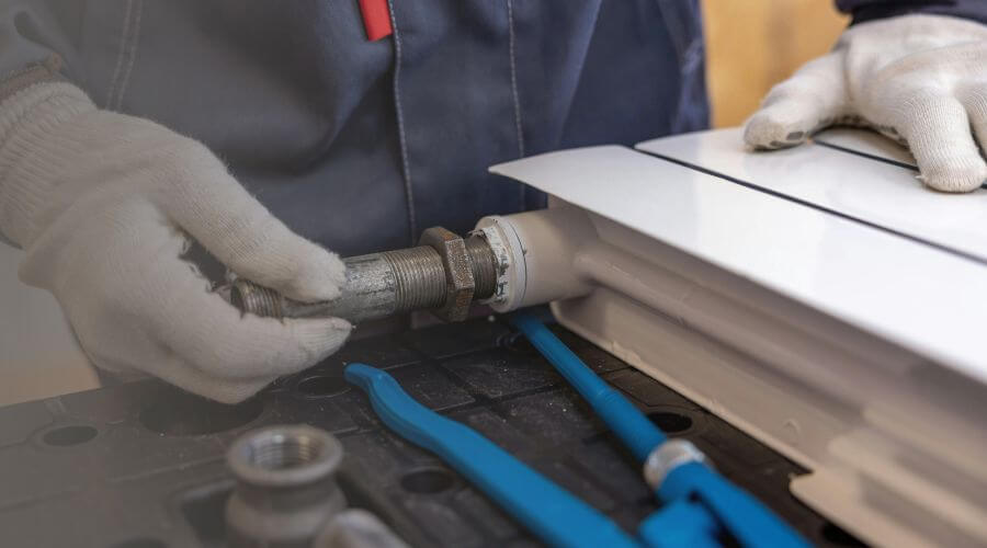 Professional clogged toilet repair in Lingle, WY